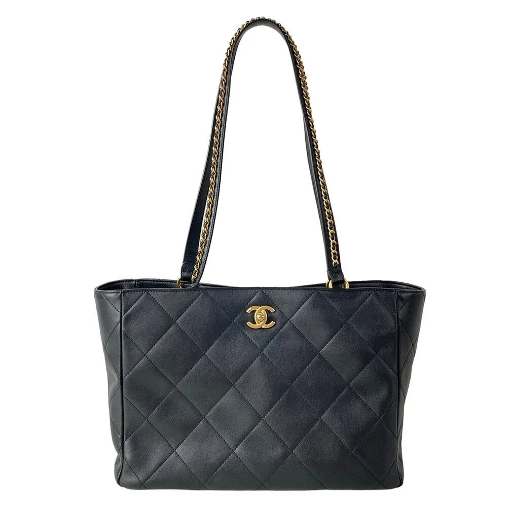 Chanel Matelasse Tote Bag AS3537